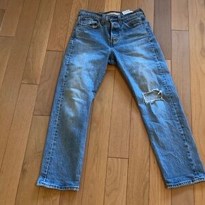 Levi’s Wedgie Straight 24